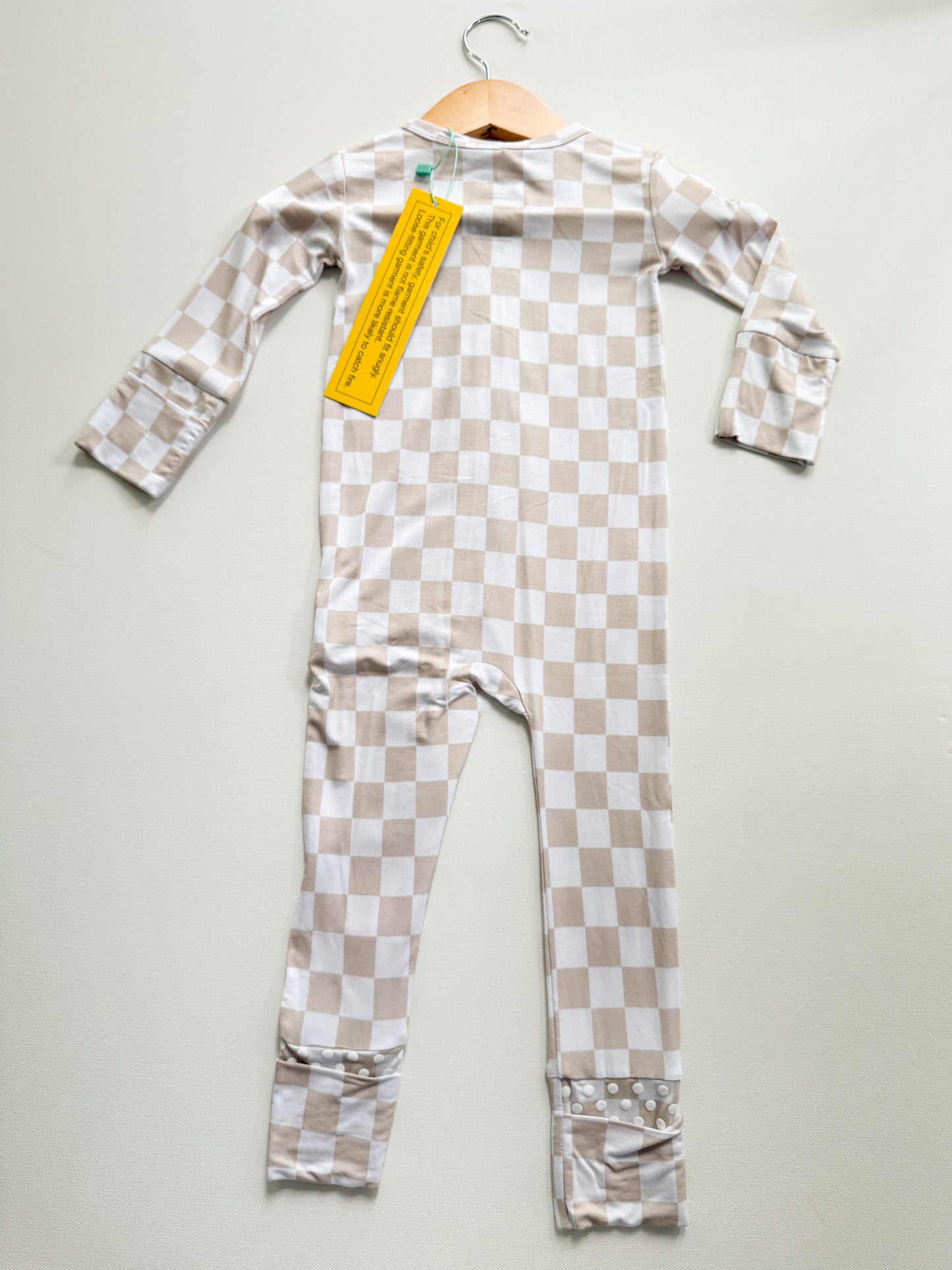 Neutral Checkered Zippie
