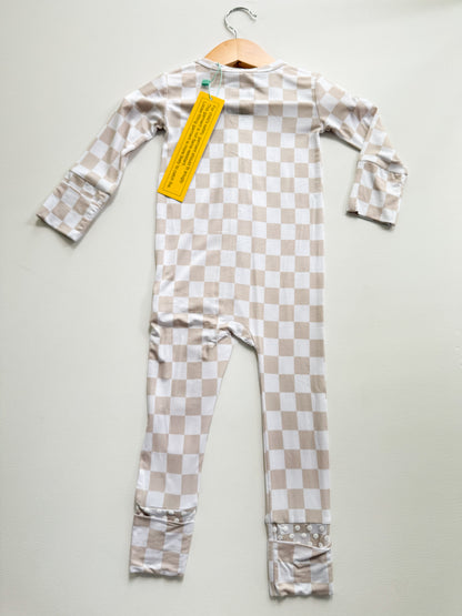 Neutral Checkered Zippie